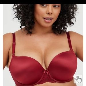 Red lightly lined smooth cup bra